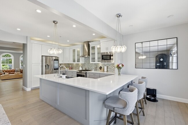 Photo - 14619 Hawley Ln