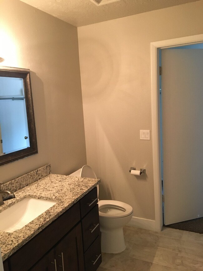 Photo - 2217 Bonniebrook Dr