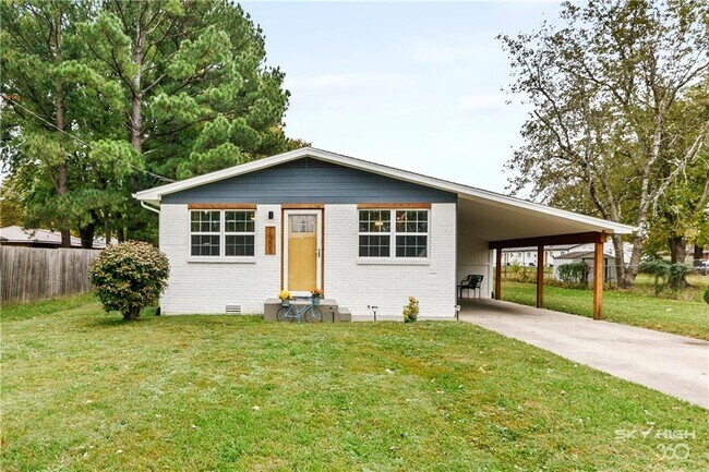 Photo - 1305 SE Benton St