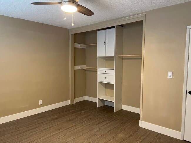 Photo - 574 N Wilson Ave