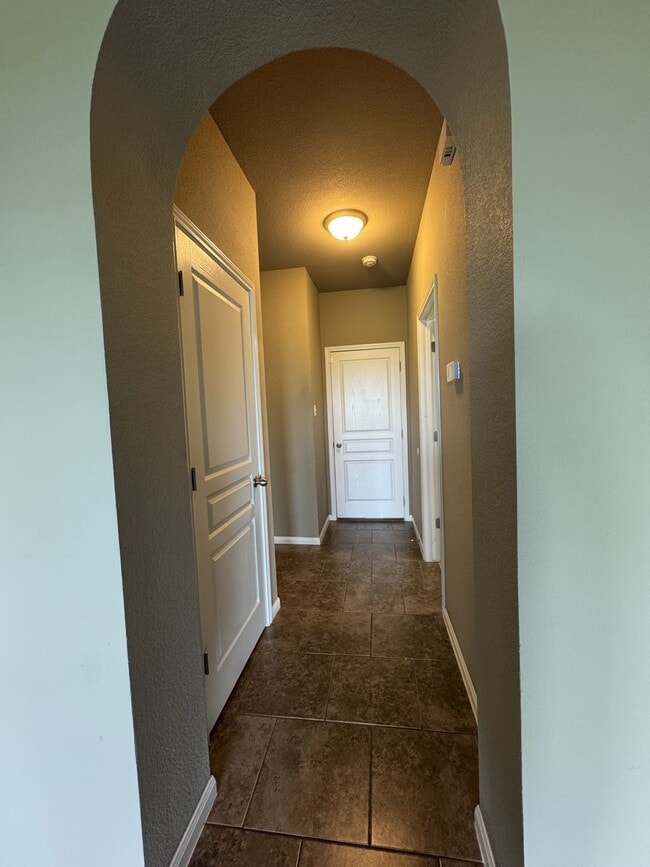 Photo - 502 Westchester Ct