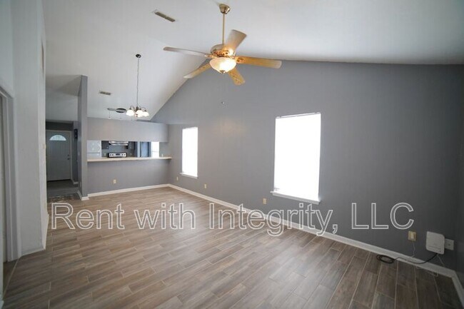 Photo - 6315 S Placid Pl