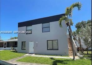 Photo - 2240 Simms St