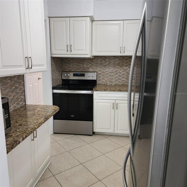 Photo - 3925 Omega Ln