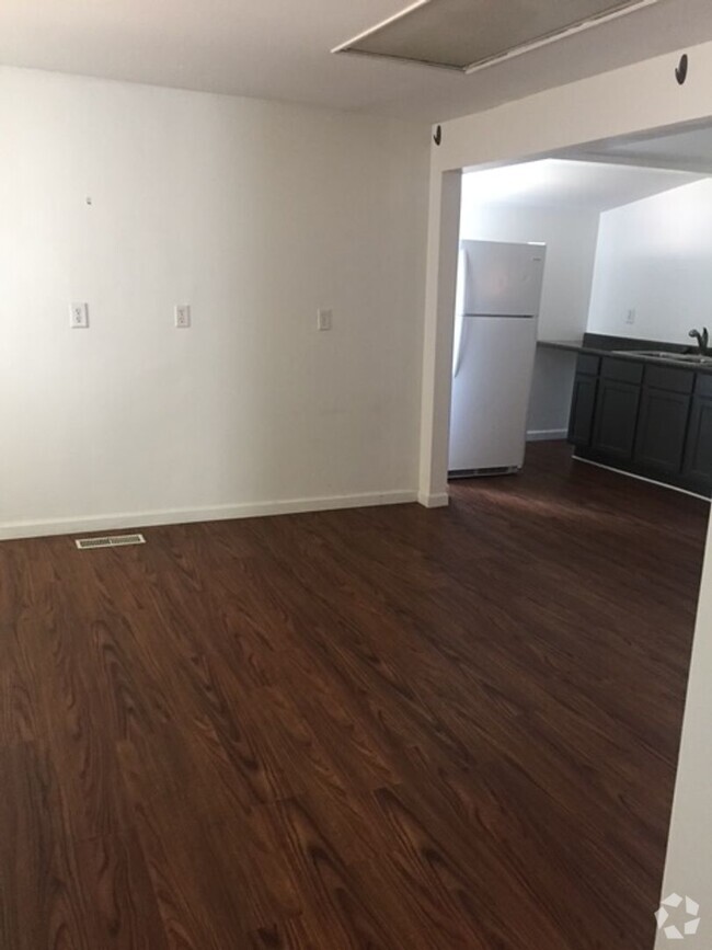 Building Photo - Midtown Unit B Rental