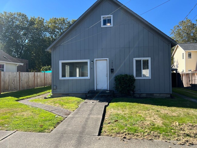 3Bd/1Ba Renton House - 3Bd/1Ba Renton House