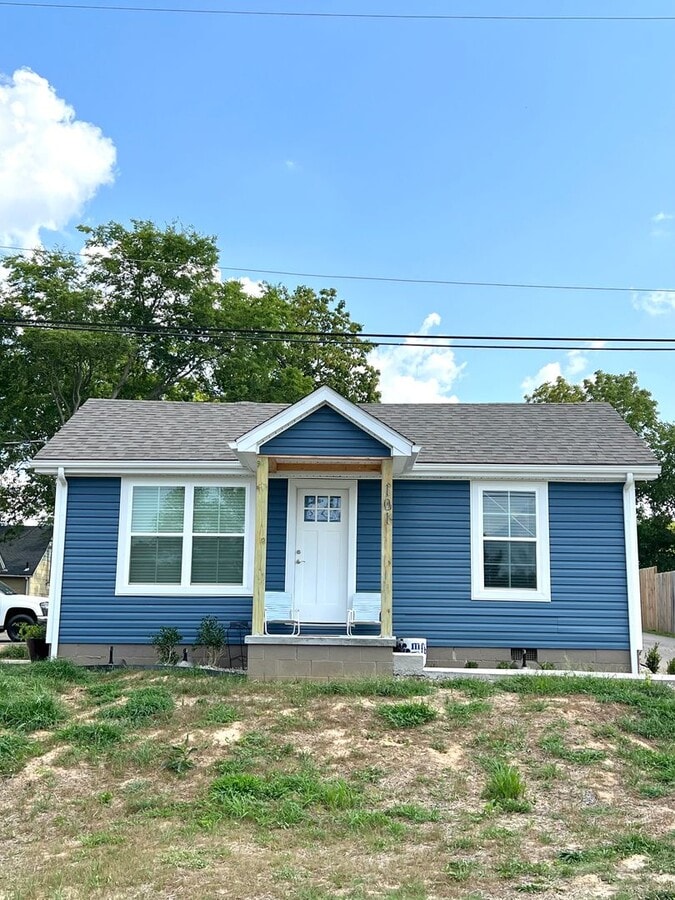 Photo - 1010 Stubbins St House