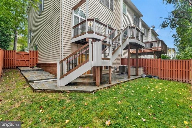 Photo - 4541 Monmouth St