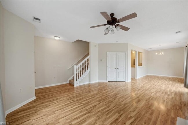 Photo - 2412 Wessington Dr