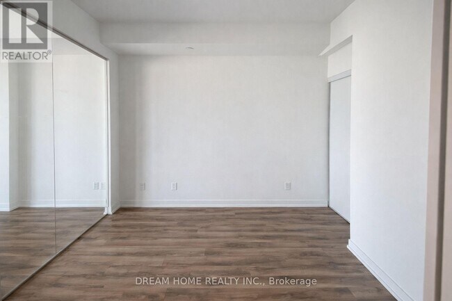 Photo - 20 Edward St Unit 1618