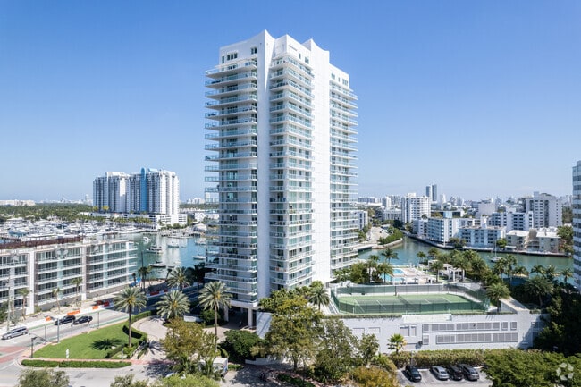 Grand Venetian - Grand Venetian