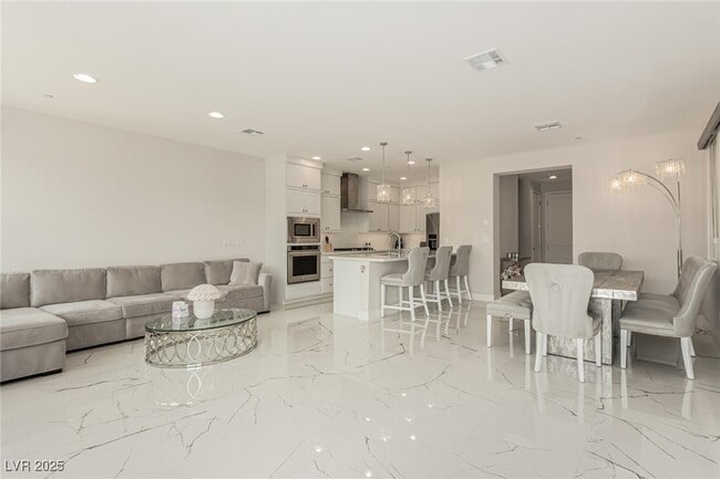 Photo - 11297 Gravitation Dr