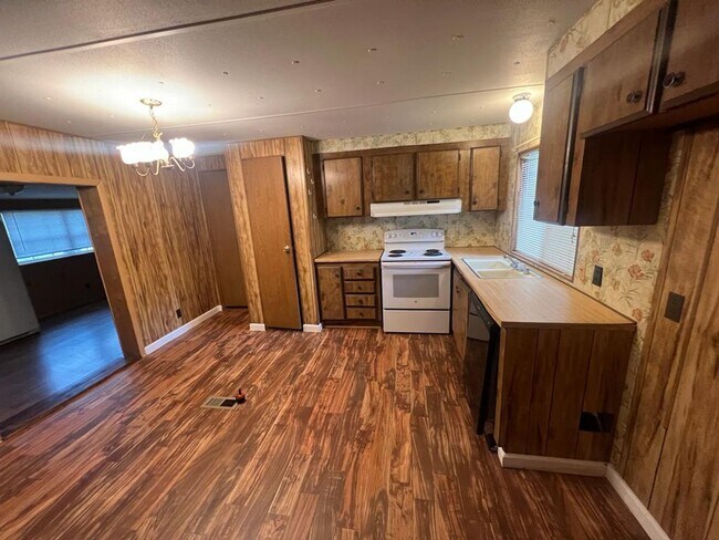 Photo - 3710 Stanley Dr House