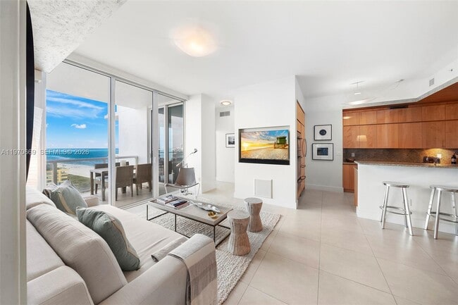 Photo - 50 South Pointe Dr Unit 1807