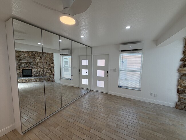 Photo - 1 Bed/1 Bath