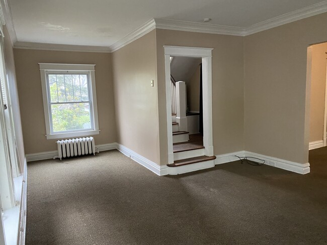 Photo - 619 N 17th Ave E