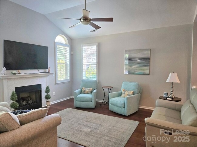 Photo - 809 Ledgestone Ct Unit _