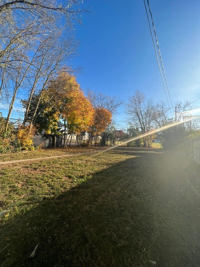 Photo - 1735 N 13th St