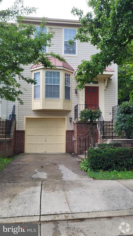 Building Photo - 10676 Winfield Loop Rental