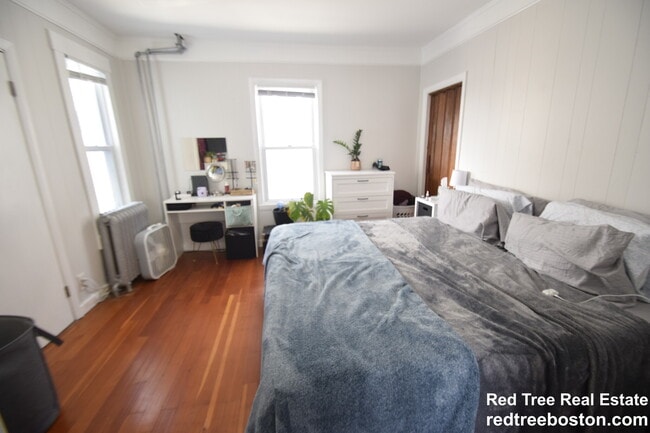 Photo - 80 Carroll St Unit 2