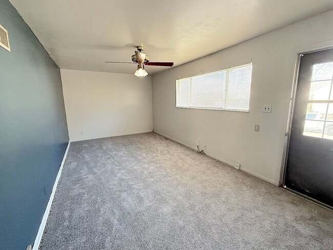 Photo - 4 Bedroom Home Near KU Med