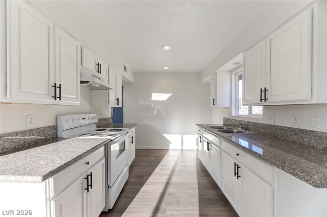 Photo - 29 Gold Bar Ct