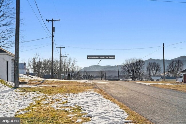 Photo - 701 S 2nd St