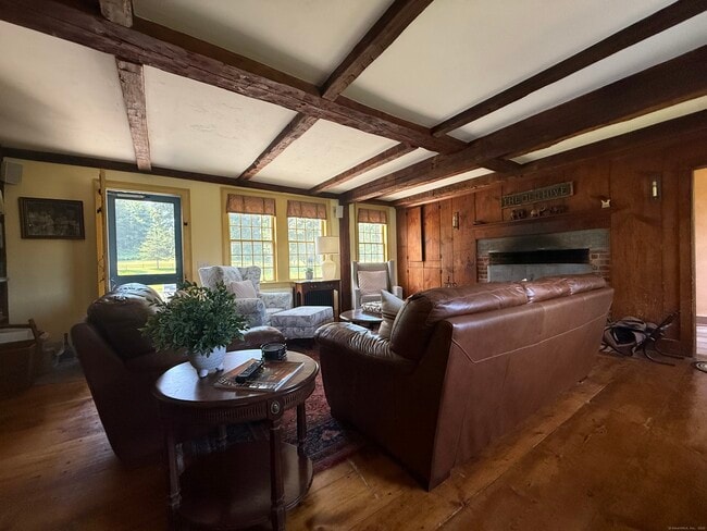 28 Dugway Rd