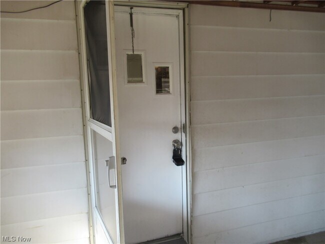 Photo - 80 Olde Egbert Rd Unit Back