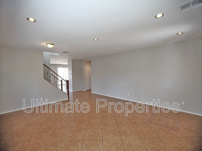 Photo - 17406 N 185th Ln