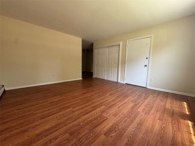 Photo - 105 N Main St Unit 1A