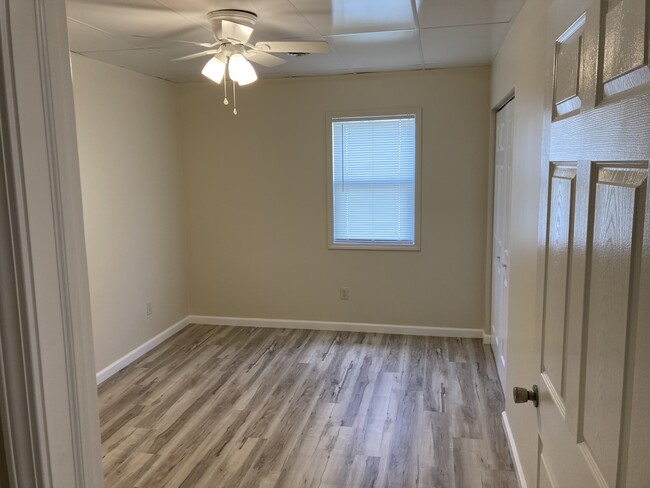 Photo - 51 E Main St