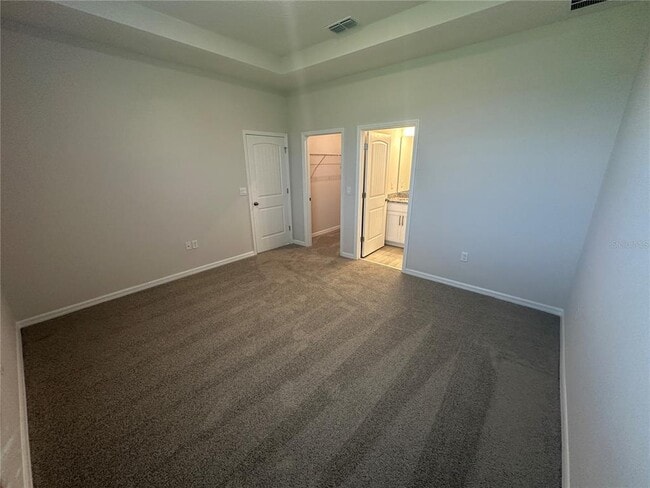 Photo - 1996 N Old Killarney St