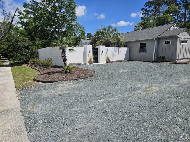 Building Photo - 526 N 23rd St Rental
