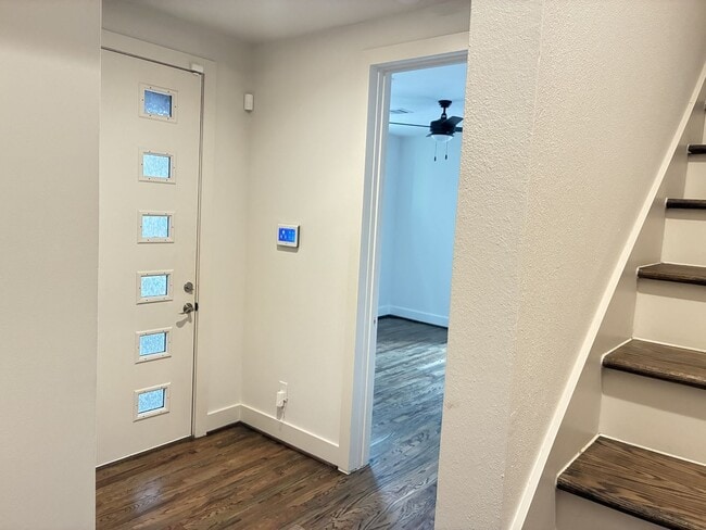 Photo - For Lease | 3 Bed, 3.5 Bath | 2,139 Sq Ft | Timber Heights Village |