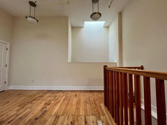 Photo - Morton Building Apartments