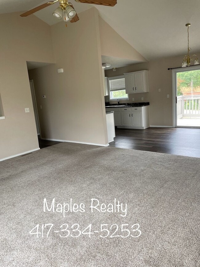 Photo - 3 Bedroom, 2 1/2 Bathroom Patio Home in Wo...