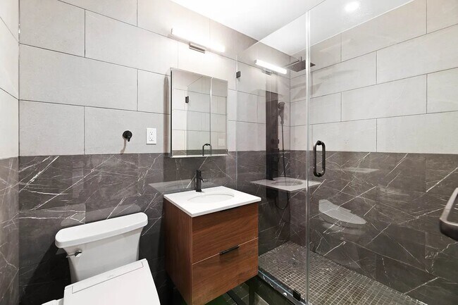 Photo - 437 W 46th St Unit 3RE