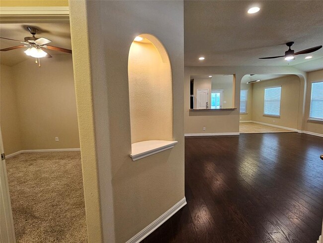 Photo - 13708 Loleta Way