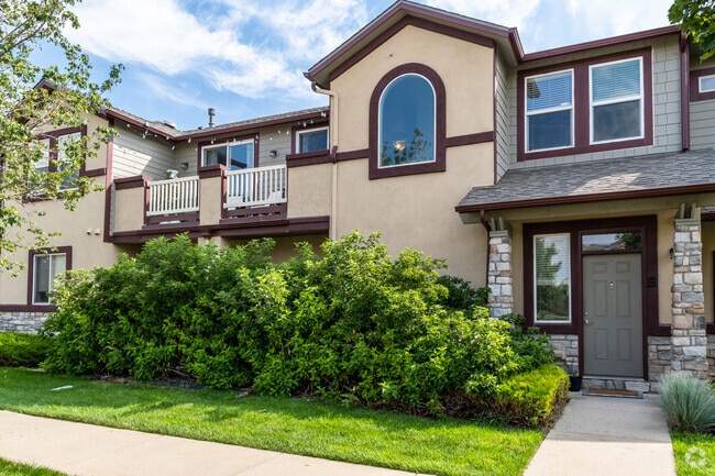 Building Photo - 2402 Parkfront Dr Rental