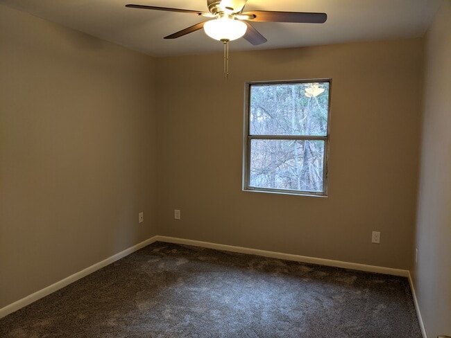 Photo - 25D Pine Ln Unit 2