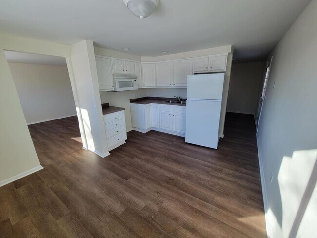 Photo - 4922 S Harrison St