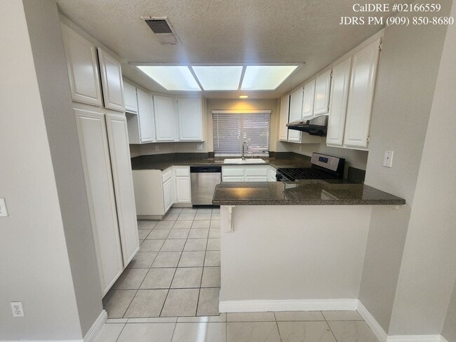 Photo - West Covina 3 Bedroom Condo