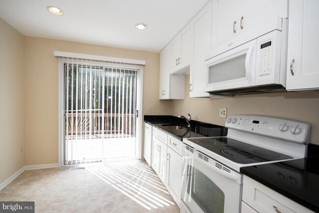 Photo - 2548 Ambling Cir