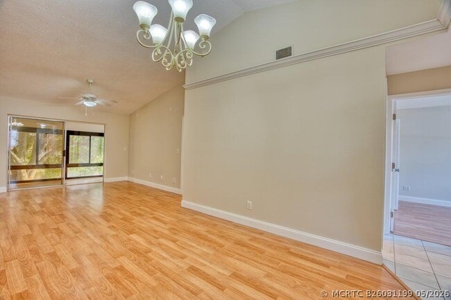 Photo - 3151 SE Aster Ln Unit 1306