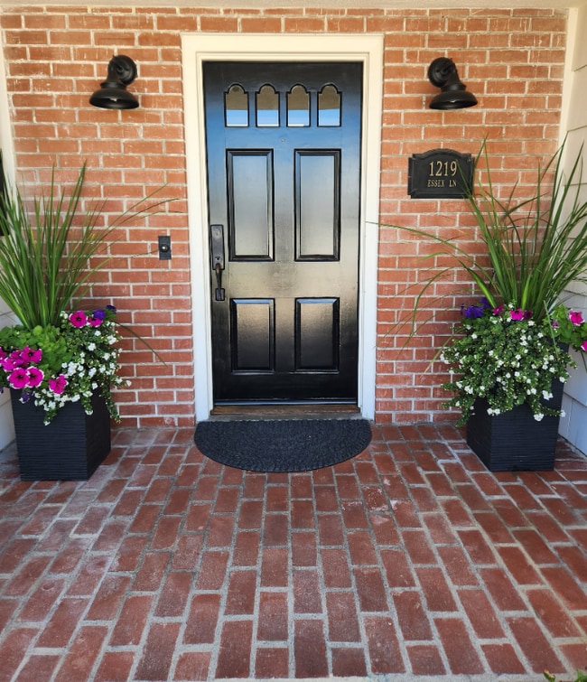 Photo - 1219 Essex Ln Casa