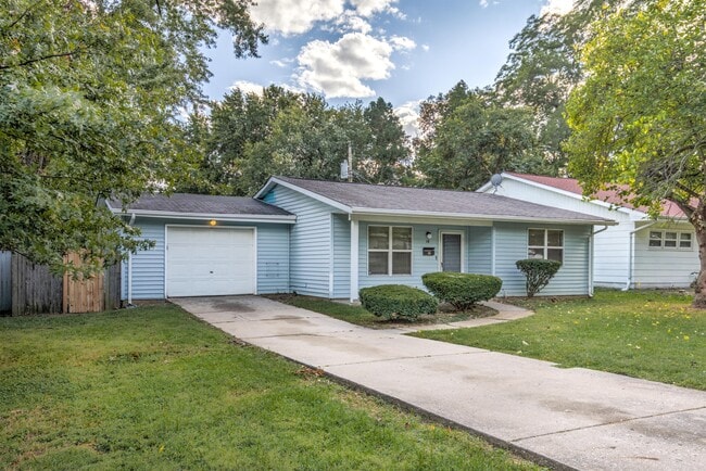 Photo - 18 Redwood Dr