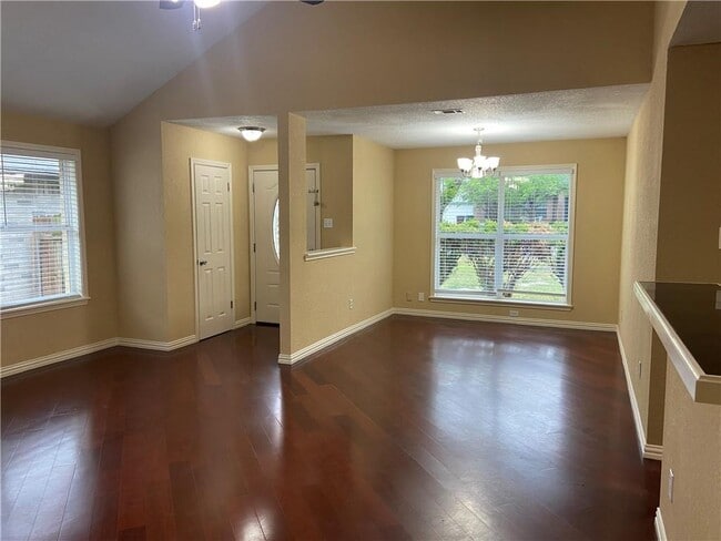 Photo - 700 David Curry Dr