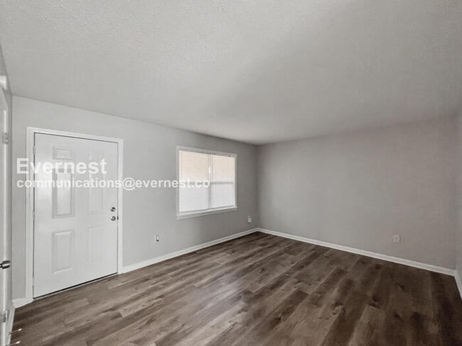 Photo - 7762 Andover Cove