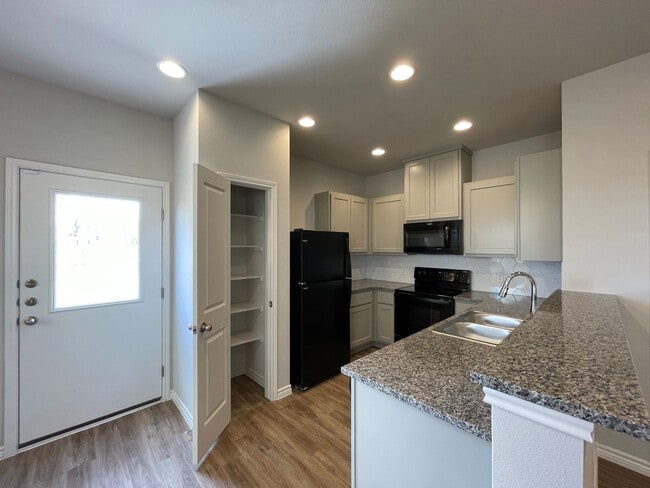 Photo - Townhome for rent